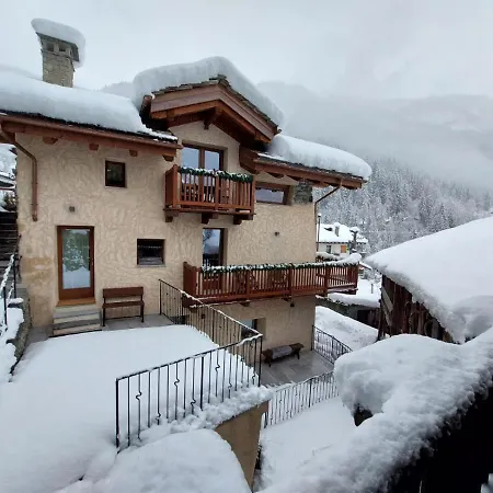 Montaz Suite&sauna *