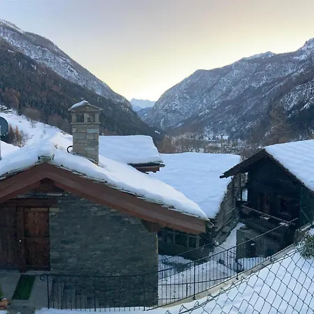 公寓 Montaz And Sauna