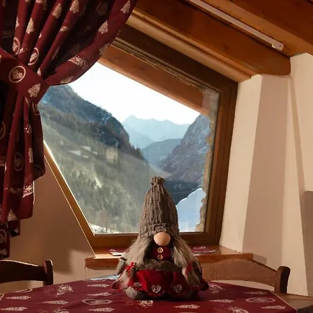 Montaz Suite&sauna *